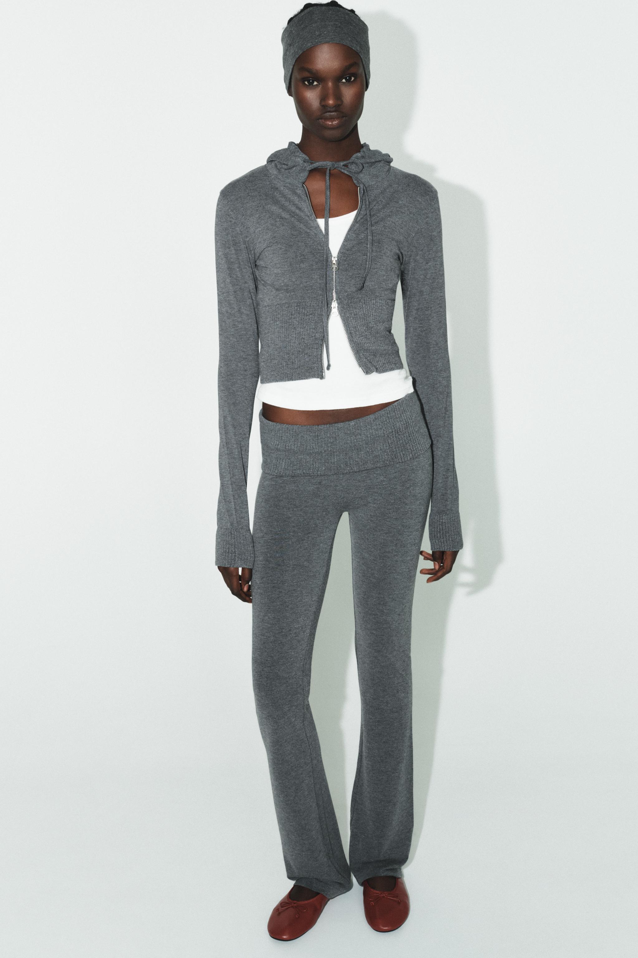 PANTALON FLARE SANS COUTURE